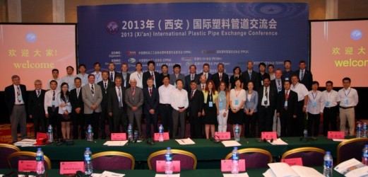 Group picture of the very experienced international and Chinese speakers